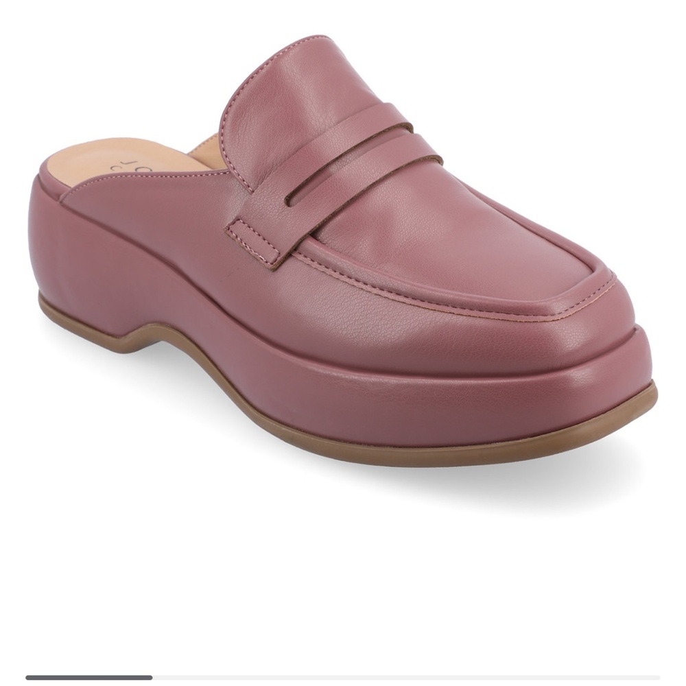Journee Collection Penny Loafer Flats with Chunky Sole